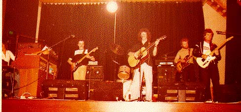 gravind1.jpg - Gravin Dock