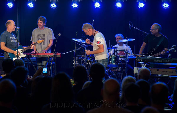 high_voltage_2013_10.jpg - Dezember 2013, Kulturladen Konstanz